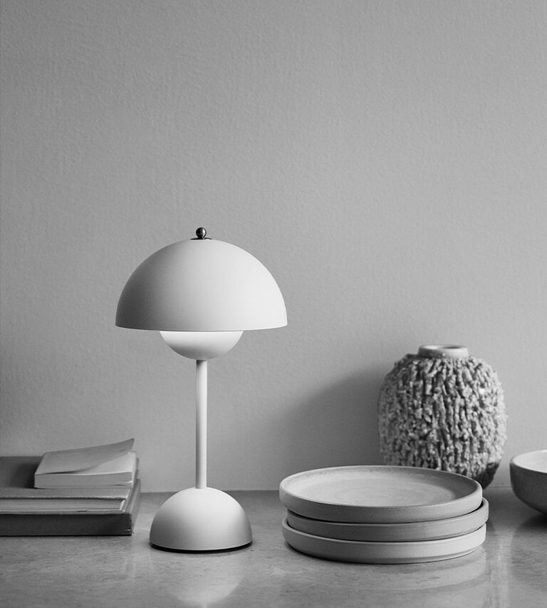 Black Days | Ausgewählte Produkte von &Tradition im Angebot