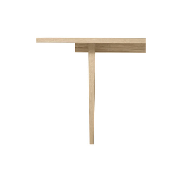 Privater Esstisch, hell gebeizte Eiche, GUBI