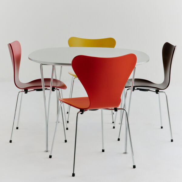 Series 7&trade; 3107 Verner Panton 100 Stuhl, orange, Fritz Hansen