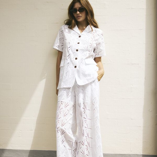 Lotti 2, white, SOULMATE