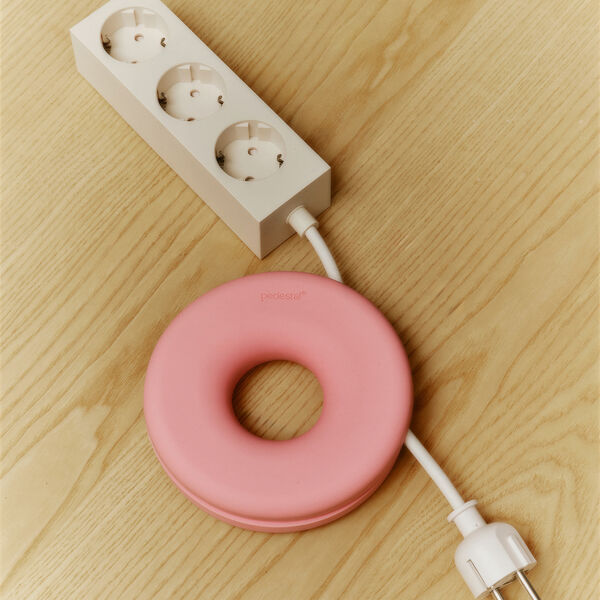 Cable Bagel, bubble gum, Pedestal