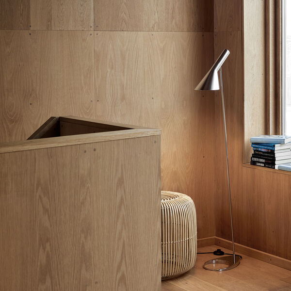 AJ Stehleuchte, stainless steel, Louis Poulsen