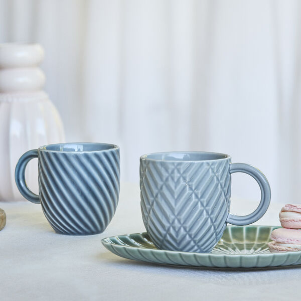 Samsurium Twirl mug, midnight, Dottir Nordic Design
