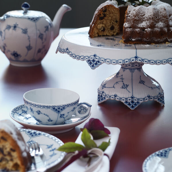 Musselmalet Halbspitze Tasse mit Untertasse, Royal Copenhagen