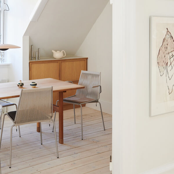 Noel Armrest Chair, black/nature linen, Thorup Copenhagen