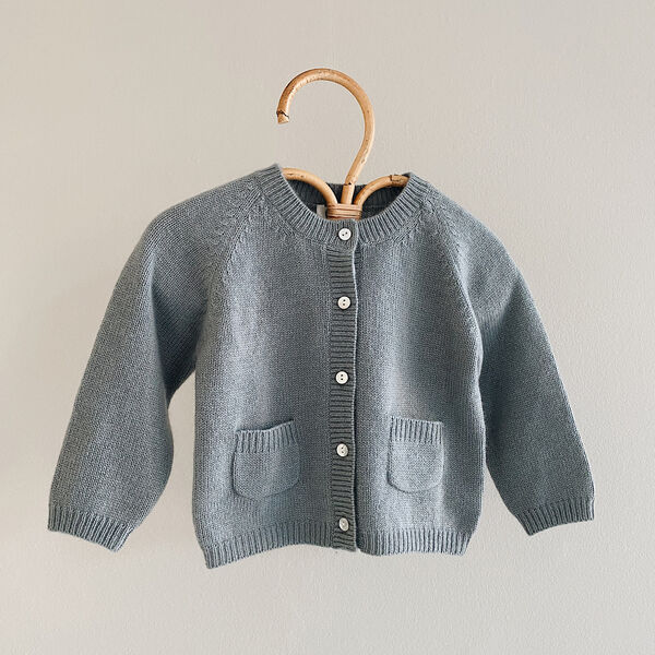 Bobbie Cardigan, dove, Lalaby