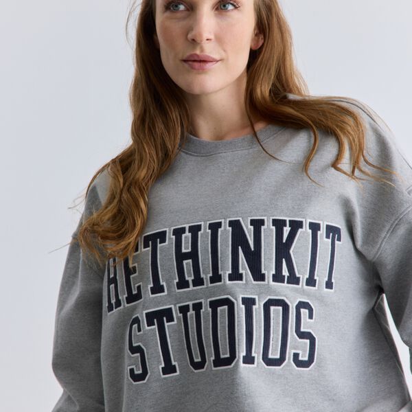 Sweatshirt mit Logo, grey melange, Rethinkit