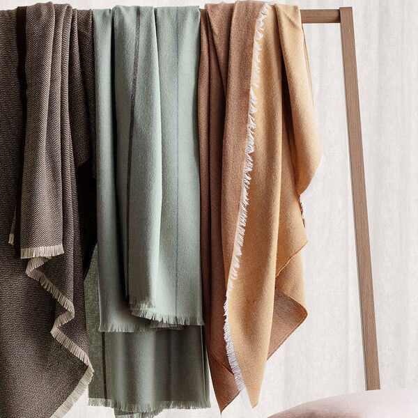 Square Throw, light green, ELVANG