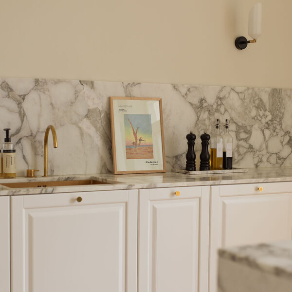 Handstand, Pel&eacute;ton