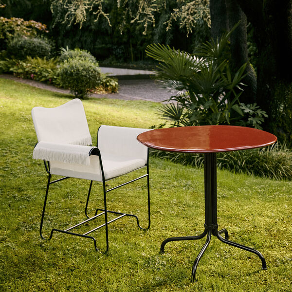 Carmel Bistro Outdoor-Esstisch, matt felsrot, GUBI