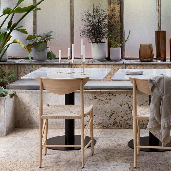 Drawn HM3 Dining Chair, oiled oak, &Tradition