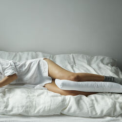KneeAnkel Kissen, Nordic Sleep by Fossflakes