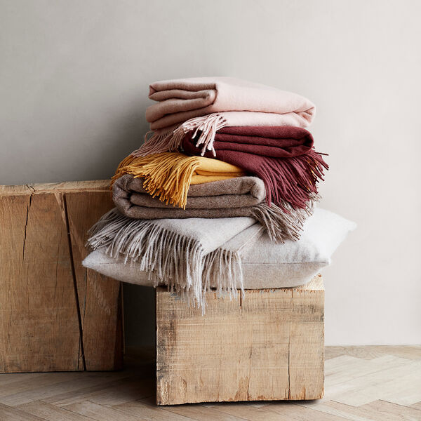 Classic Throw, yellow ocher, ELVANG