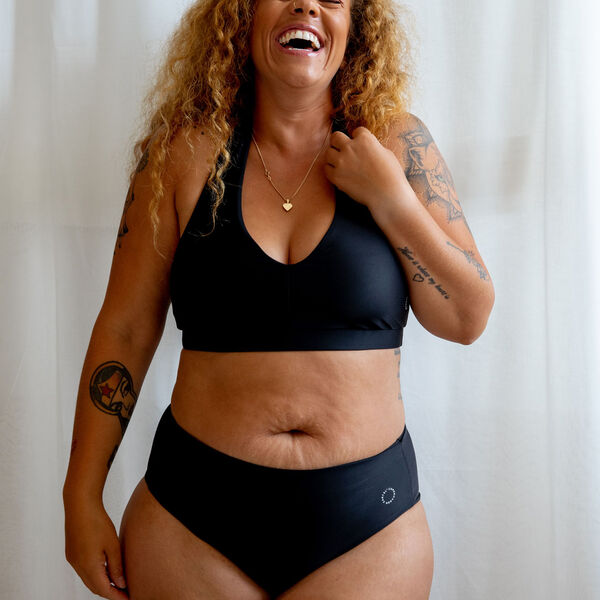 Ubud hochtaillierte Bikinihose, nero, Cartel Copenhagen