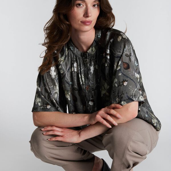 2009PBOOpala blouse, castor green, PBO