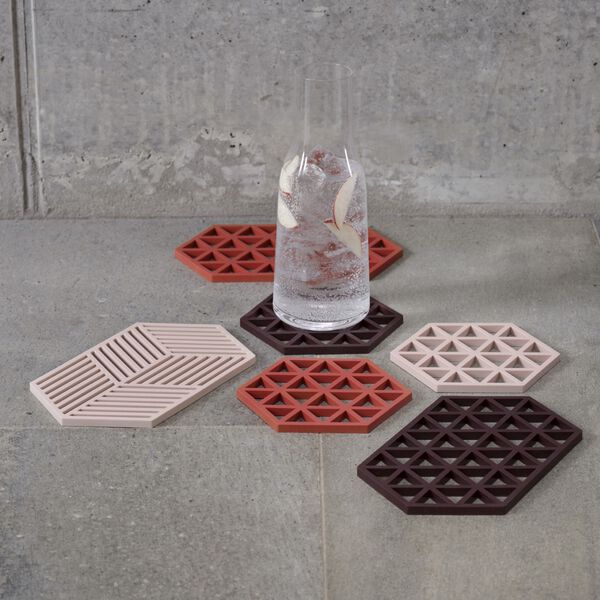 Triangles Trivet, rose, Zone Denmark