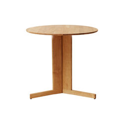 Trefoil Round Table, oiled oak, Form & Refine