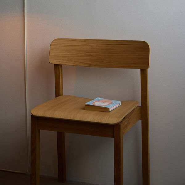Everyday Chair, oiled oak, MOEBE