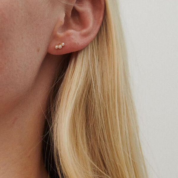 Ocean Pearl Earsticks, gold, Pernille Corydon Jewellery