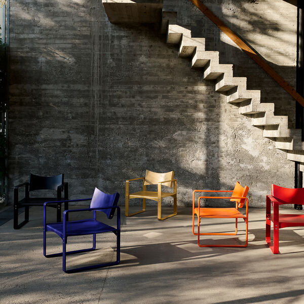 270 F Lounge Chair, black, Verpan