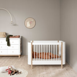 Wood Mini+ Cot Bed incl. Junior Kit 68x122/162 cm, white/oak, Oliver Furniture