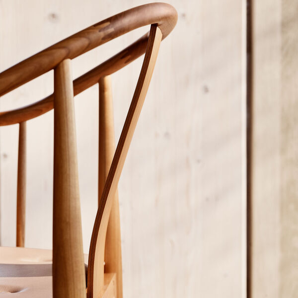 China Chair™ 80th Anniversary Edition, oiled cherry/natural, Fritz Hansen