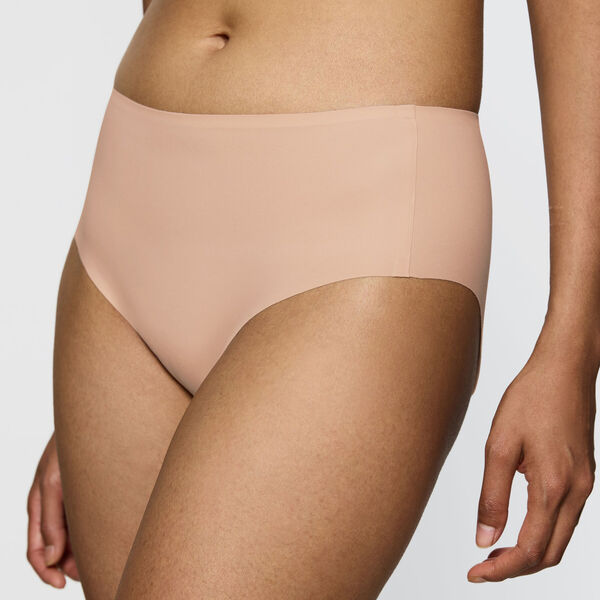 Smart Invisible Maxi, neutral beige, Triumph