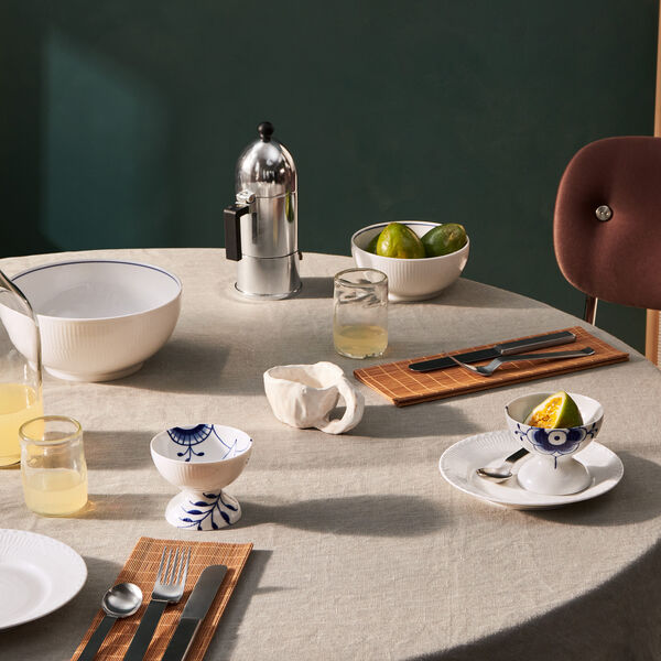 Blaue Mega gerippte Schale mit Fu&szlig; 8 cm, Royal Copenhagen