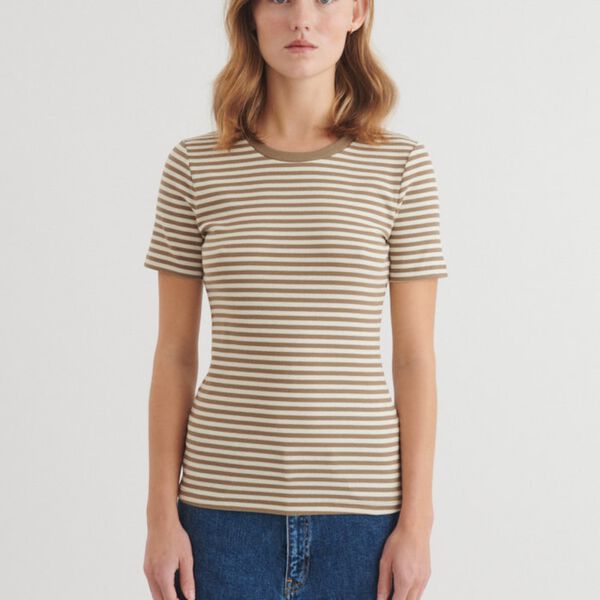 Ludmilla SS O-Neck, covert garden / birch, Basic Apparel