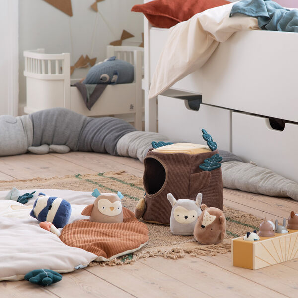 Hide & Seek Tree Stump Activity Toy, brown, Sebra