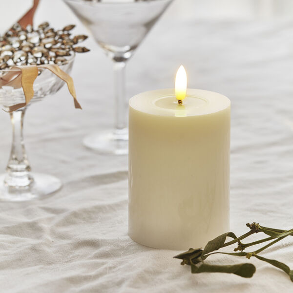 Sille lacquer LED candles 10 cm, ivory, Sirius Home