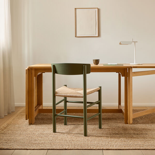 J39 Mogensen Stuhl, khaki green/natur, Fredericia Furniture