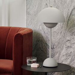 Flowerpot VP3 Table Lamp, matt light grey, &Tradition