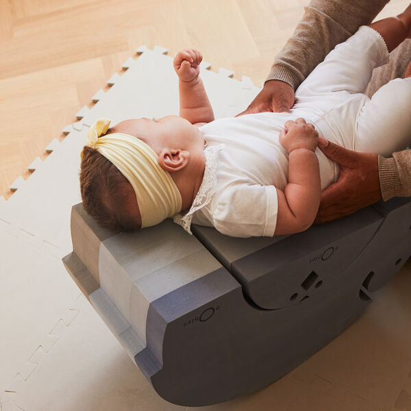 Huhn, sand grey, bObles