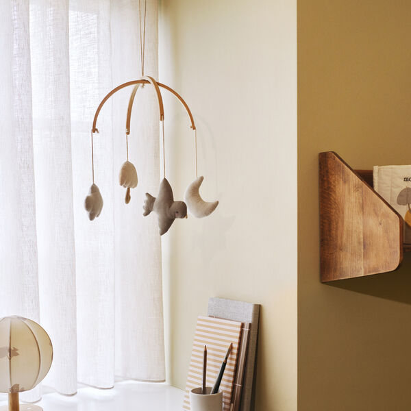 Baby Mobile, Moonboon