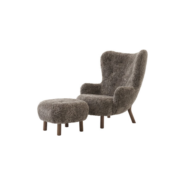 Petra VB3 Lounge Chair, Sheepskin Sahara/oiled walnut, &Tradition