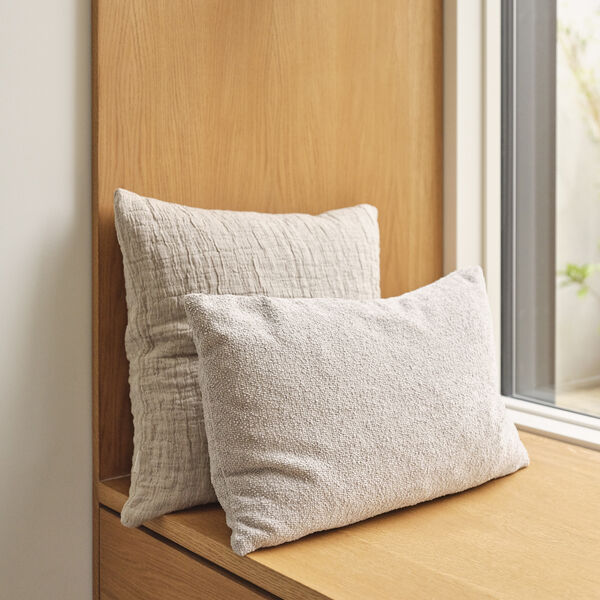 Taffy Kissen, light grey, Compliments