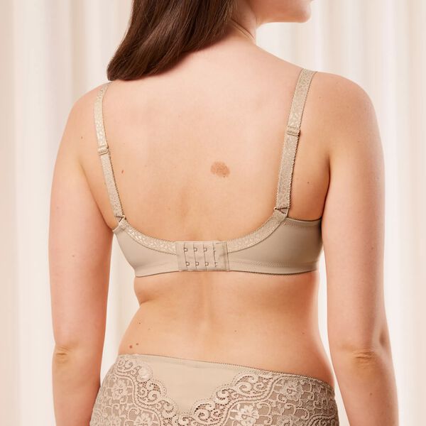 Amourette W01, in der Farbe skin, Triumph