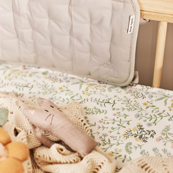 Ada Fitted Sheet, summer flowers, Dear April