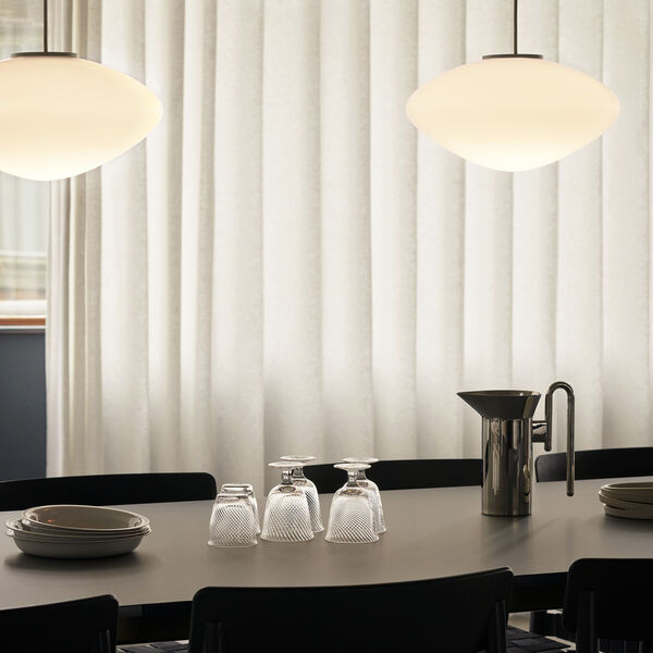 Momento JH38 Jug, polished steel, &Tradition