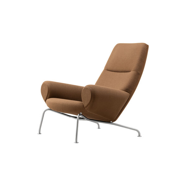 Wegner Queen Chair | Nutshell | Lounge Chair + Ottoman, Fredericia Furniture