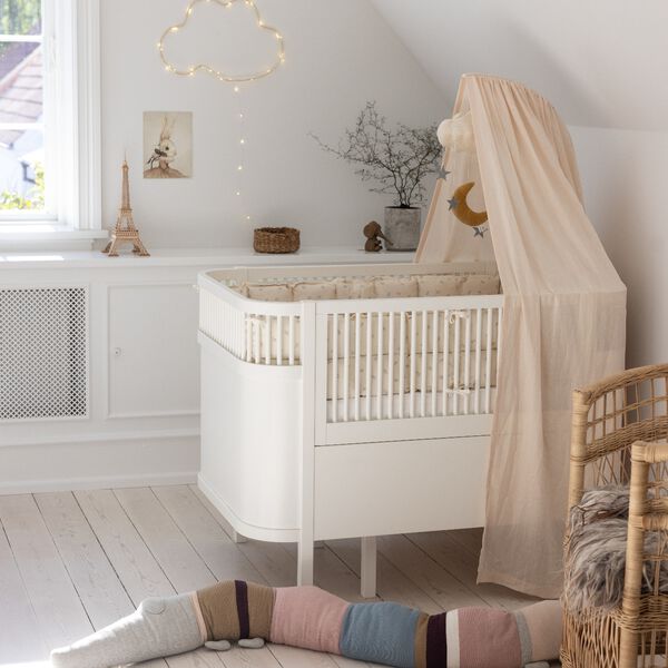 Sleepy Croc Pillow, birchbark rose mix, Sebra