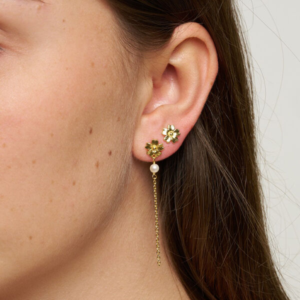 Poppy pearl earrings, gold plated, Pure by Nat