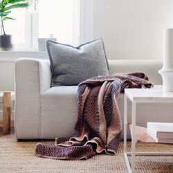 Fri Plaid, by the fire, R&oslash;ros Tweed