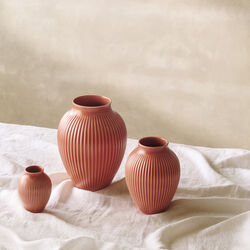 Knabstrup Vase geriffelt, coral, Knabstrup Keramik