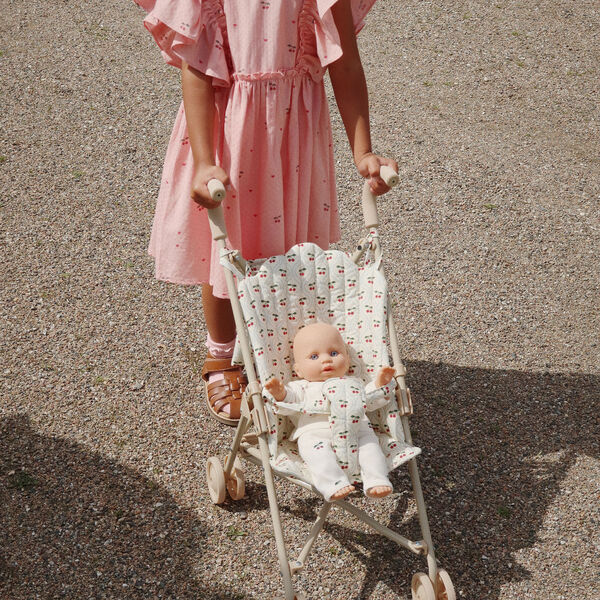 Bitte gib den vollst&auml;ndigen d&auml;nischen Text mit den Farbnamen nach den Kommas an; in &bdquo;Molly Doll&ldquo; gibt es keine Kommas oder Farbnamen., Konges Sl&oslash;jd