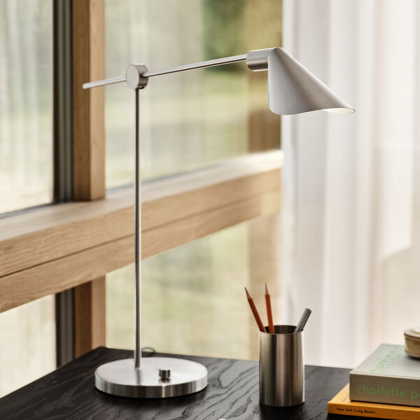 MS021 Table Lamp, polished steel, Fritz Hansen