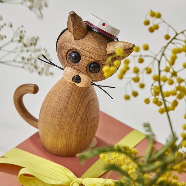 The Graduation Cap, bordeaux, Spring Copenhagen