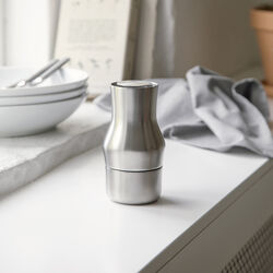 Dorotea Grinder, matte steel, Gense
