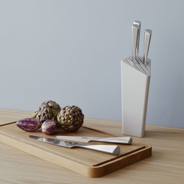 Sixtus Schneidebrett, Stelton